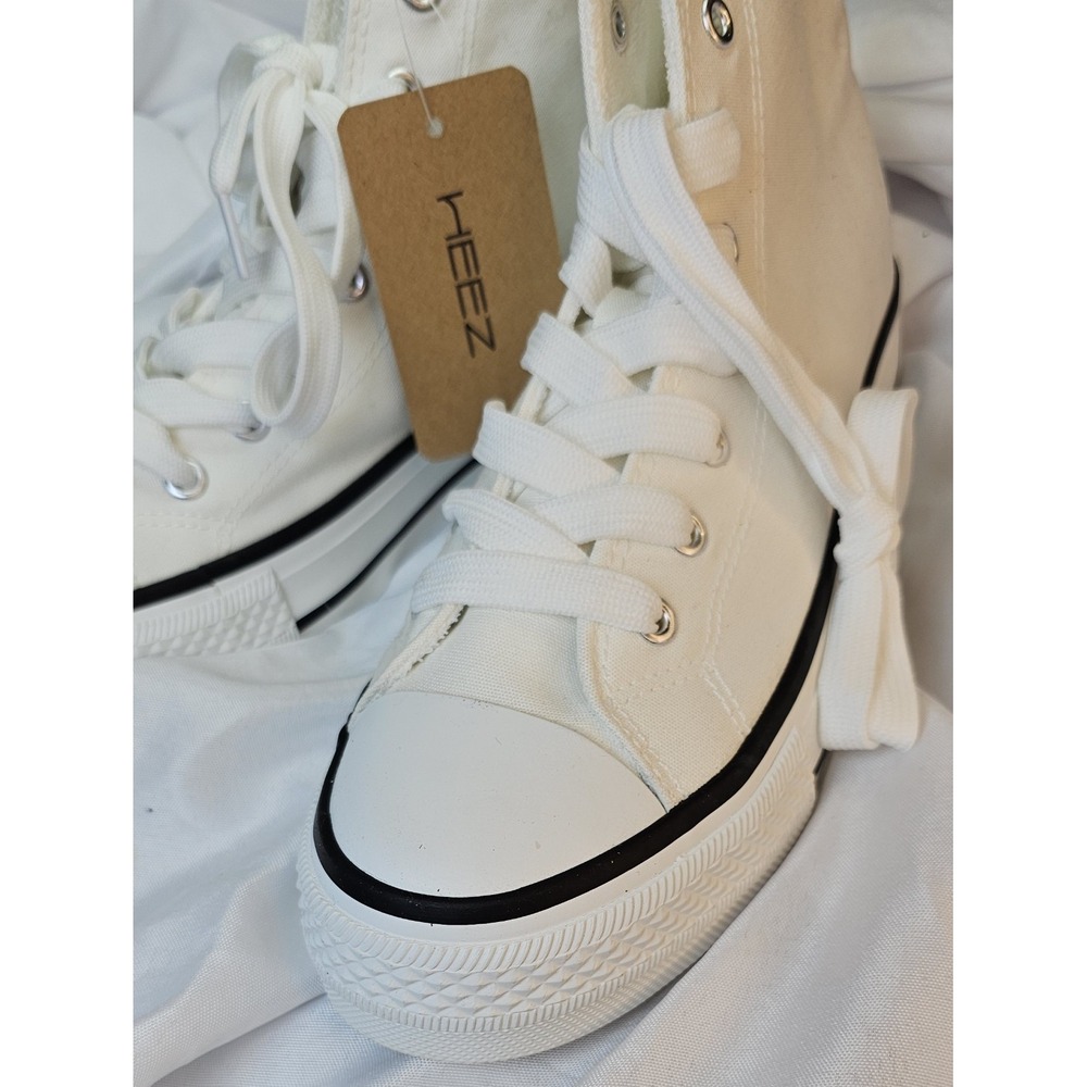 Heez, Women's Size 7 -Lace Up High Top Canvas Sneakers Tennis Shoes - Picture 2 of 9
